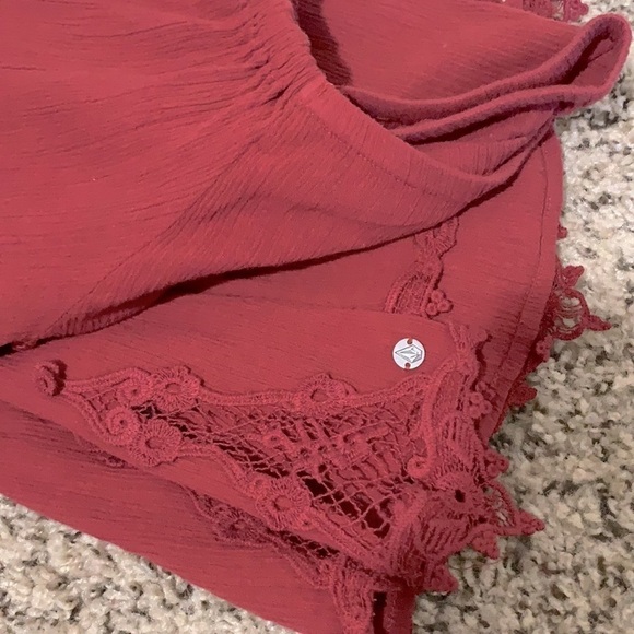 NWT VOLCOM Stone Row Flyaway Festival red blouse S - Picture 9 of 9